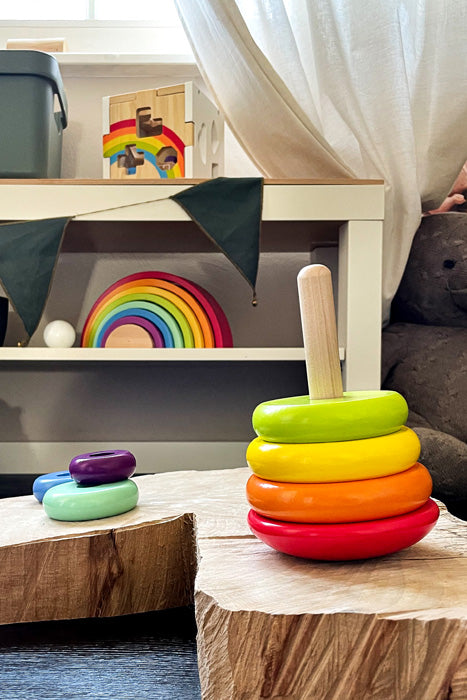 Stacking tower rainbow 