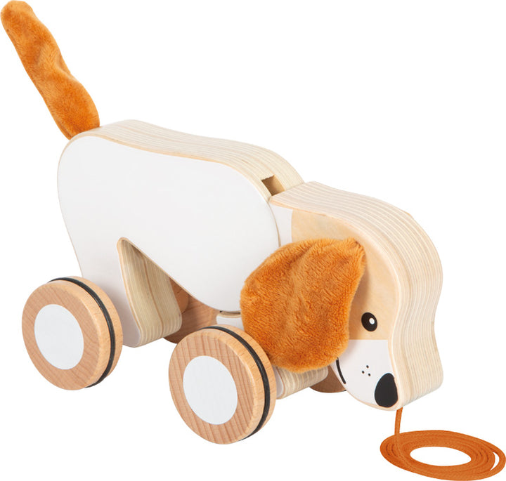 Pull-along dog with crackling ears