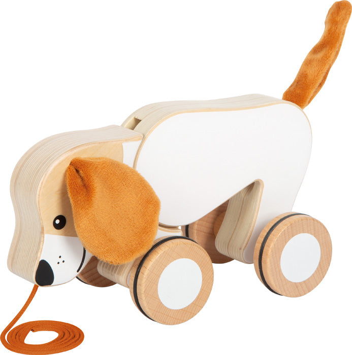 Pull-along dog with crackling ears