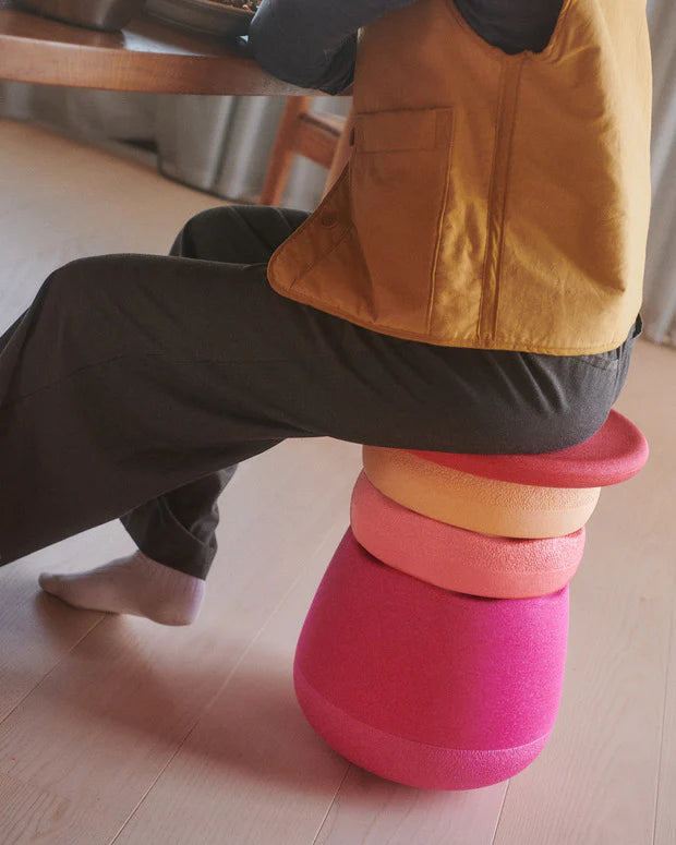 Stapelstein® Dynamic all – Modularer Hocker für Bewegung & Konzentration in jedem Alter - flowers