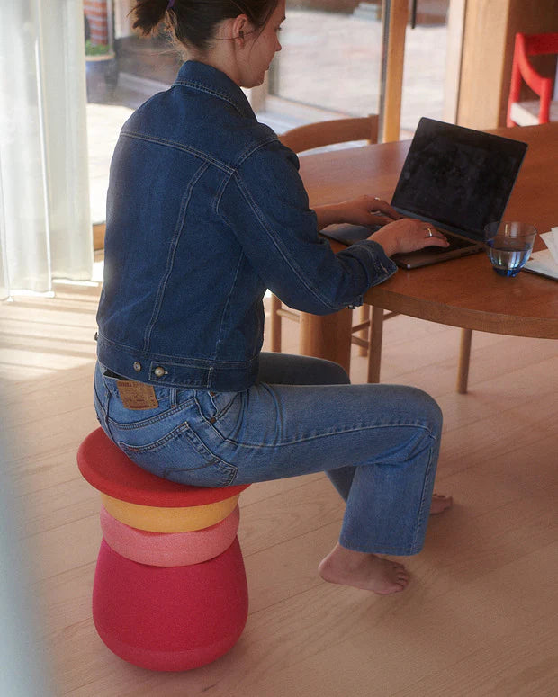 Stapelstein® Dynamic all – Modularer Hocker für Bewegung & Konzentration in jedem Alter - flowers